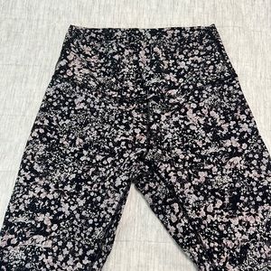 Lululemon Wunder Under